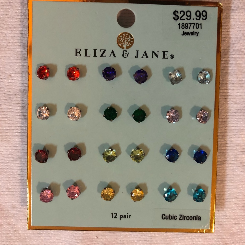 12 pairs Eliza&jane Earrings - Picture 6 of 7